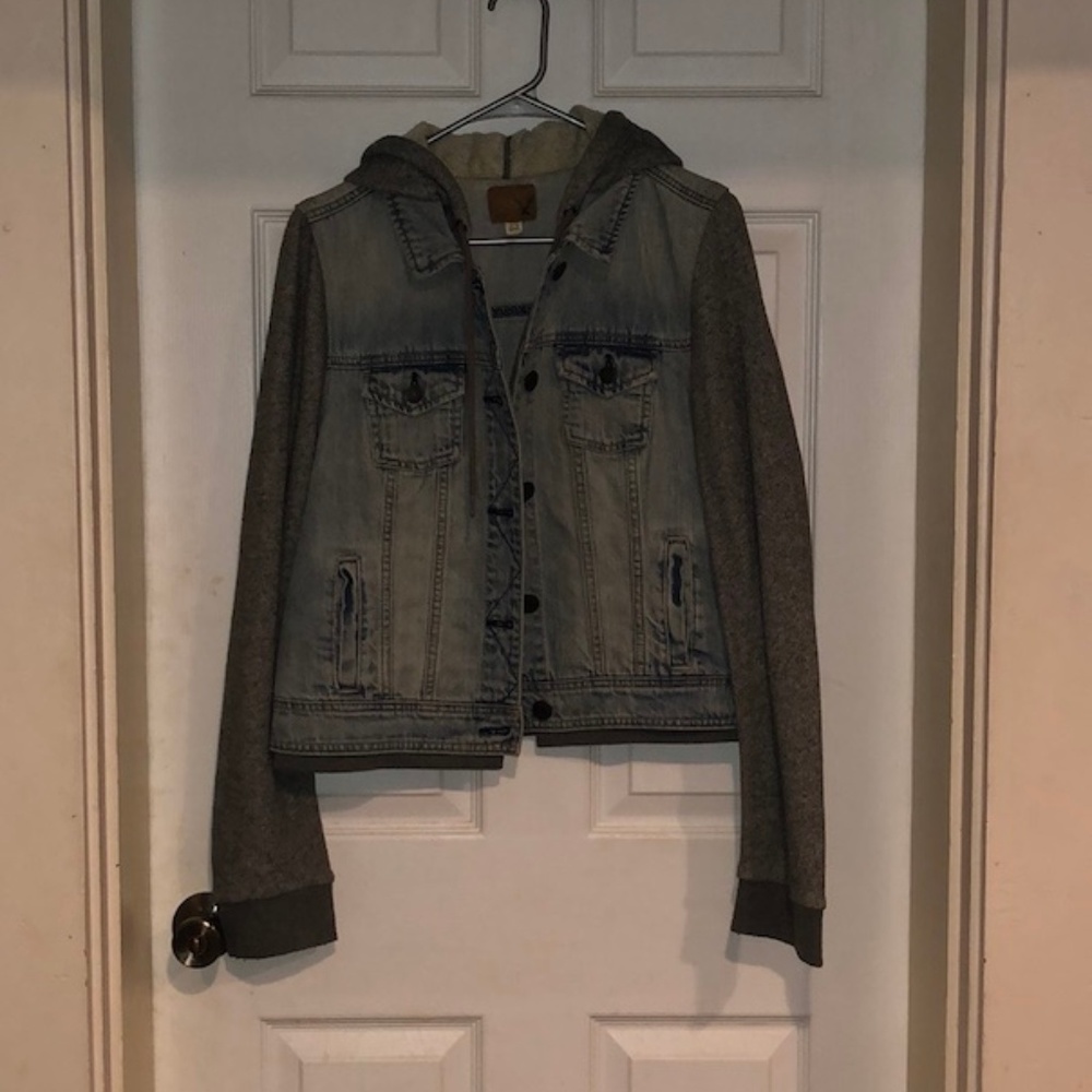 American Eagle Jean Jacket size XL